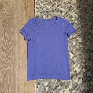 Lululemon swiftly tech short sleeved